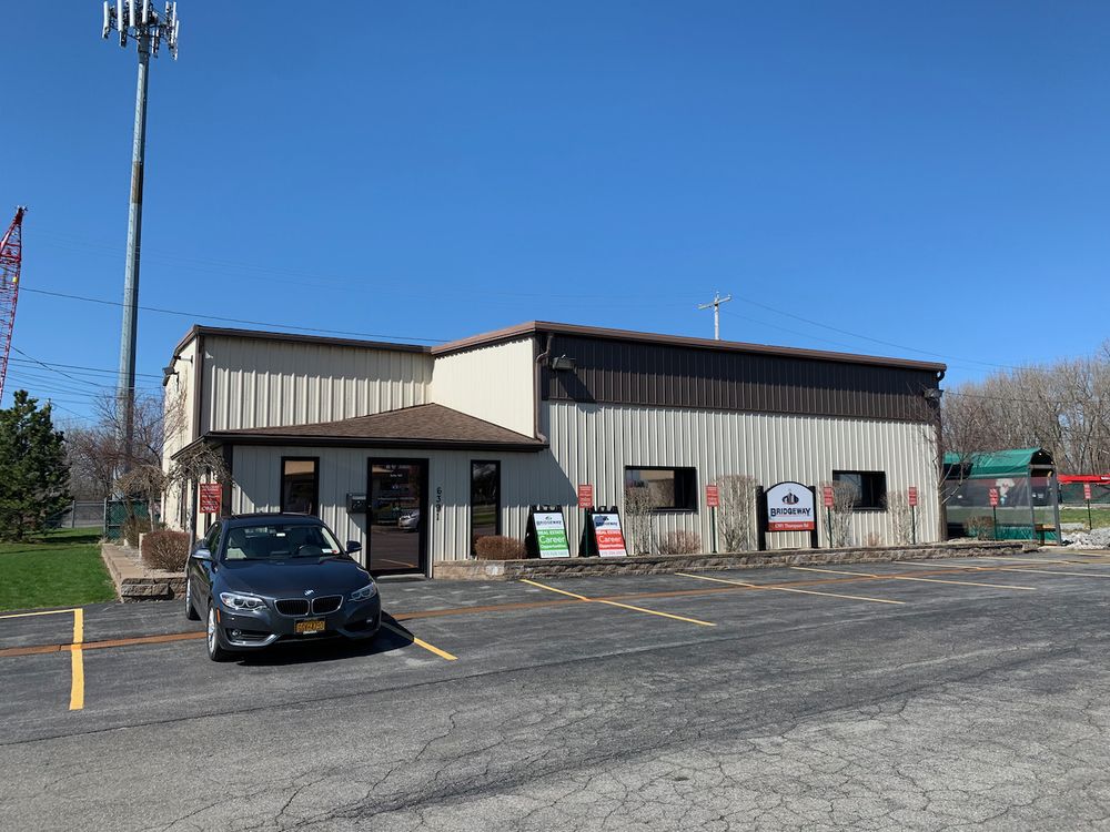 6391 Thompson Rd, Syracuse, NY 13206